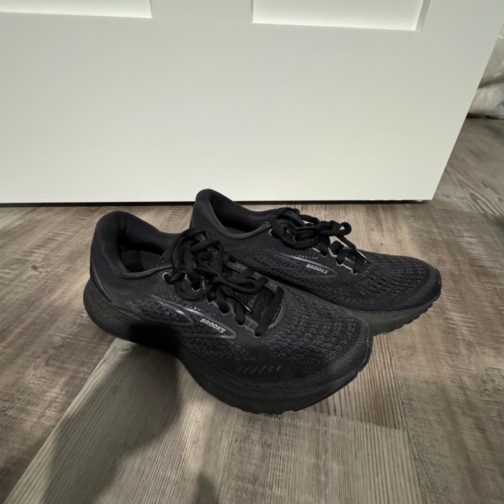 Brooks Glycerin 19 Black Athletic Shoes